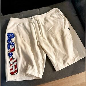 Polo Ralph Lauren White Fleece Shorts – USA Flag Logo 🇺🇸 🌊🏄